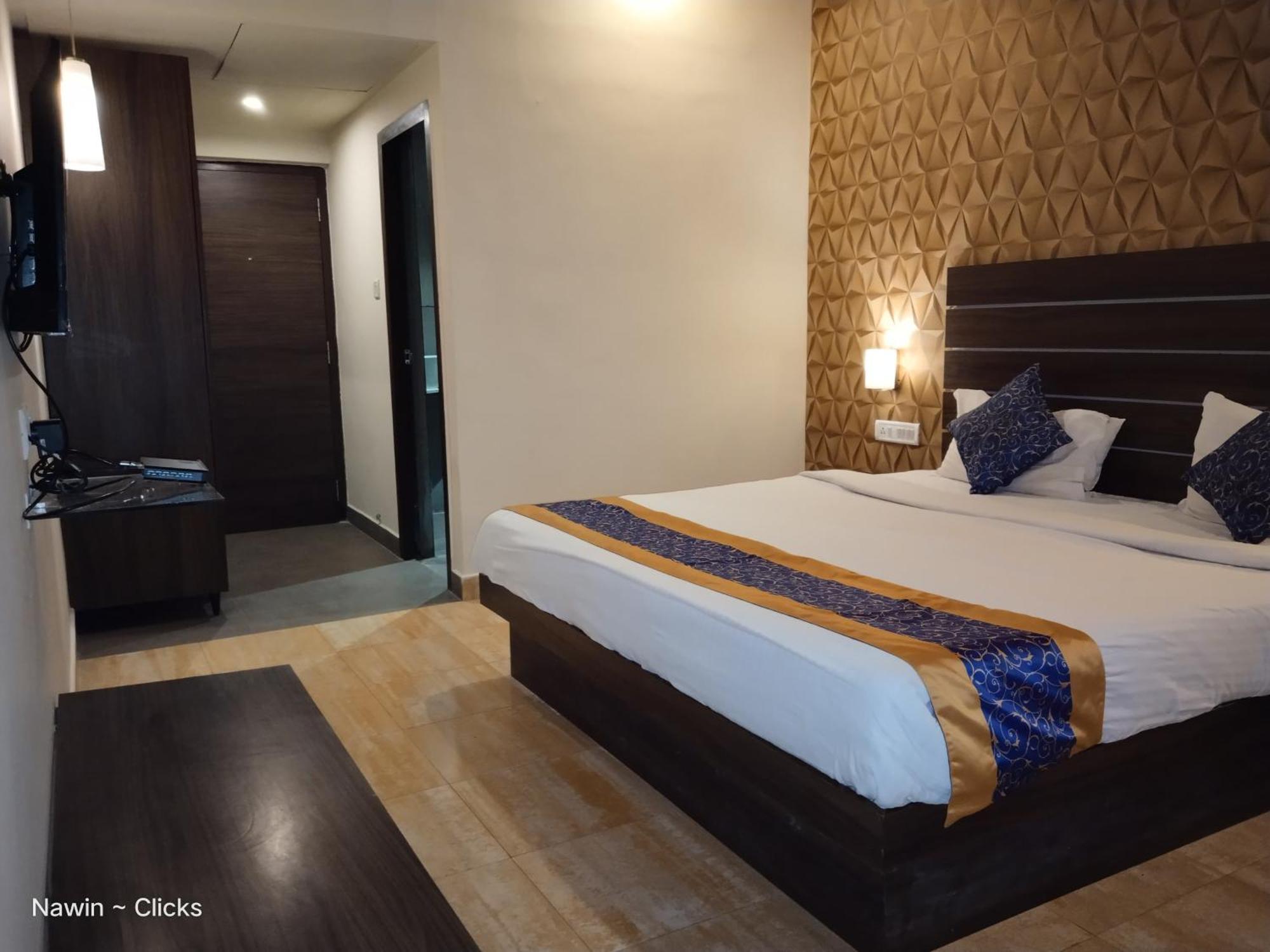 Redfox Hotel- Aminjikarai Csennai Kültér fotó
