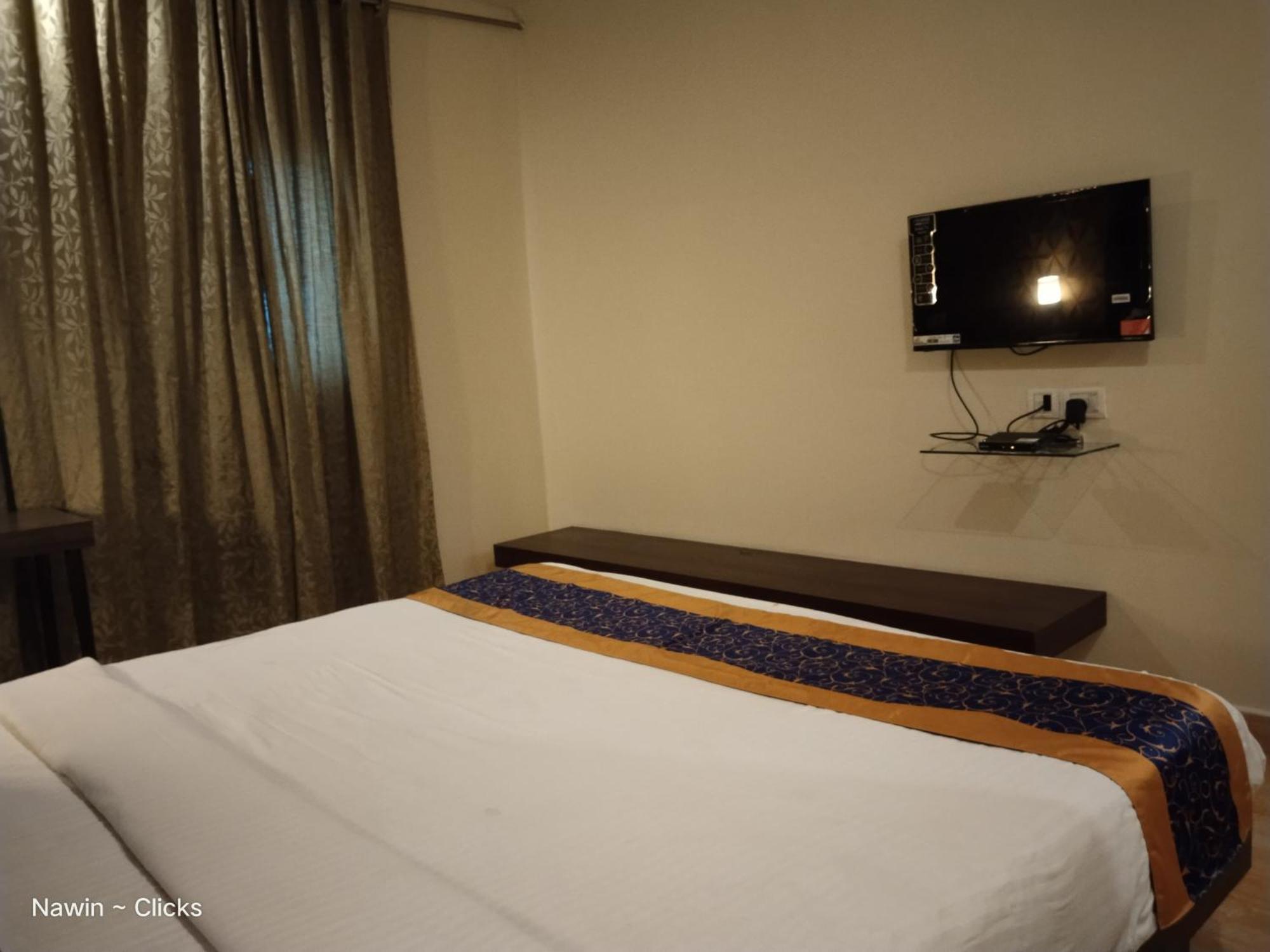 Redfox Hotel- Aminjikarai Csennai Kültér fotó
